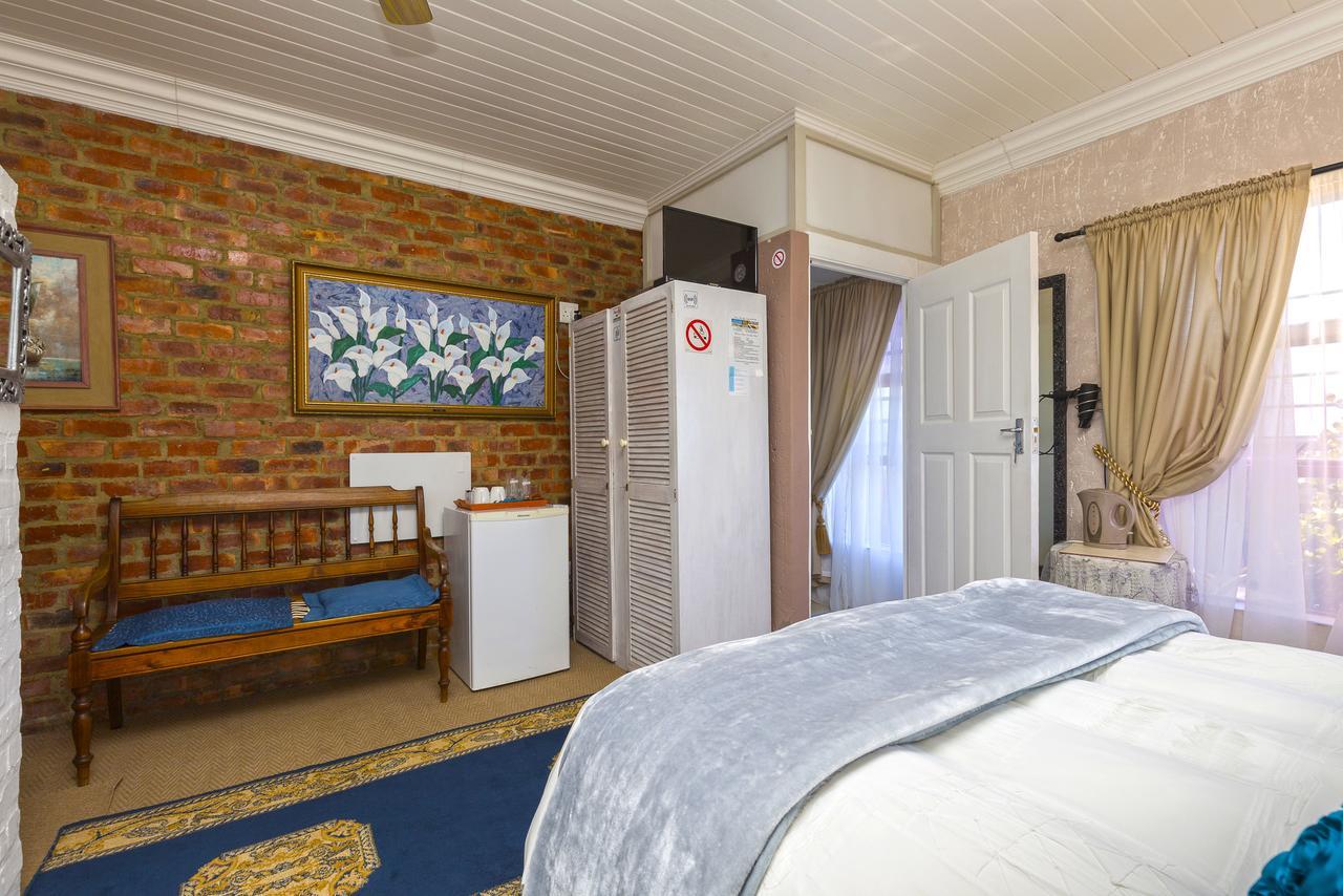 Oceanview Guesthouse Struisbaai Exterior photo